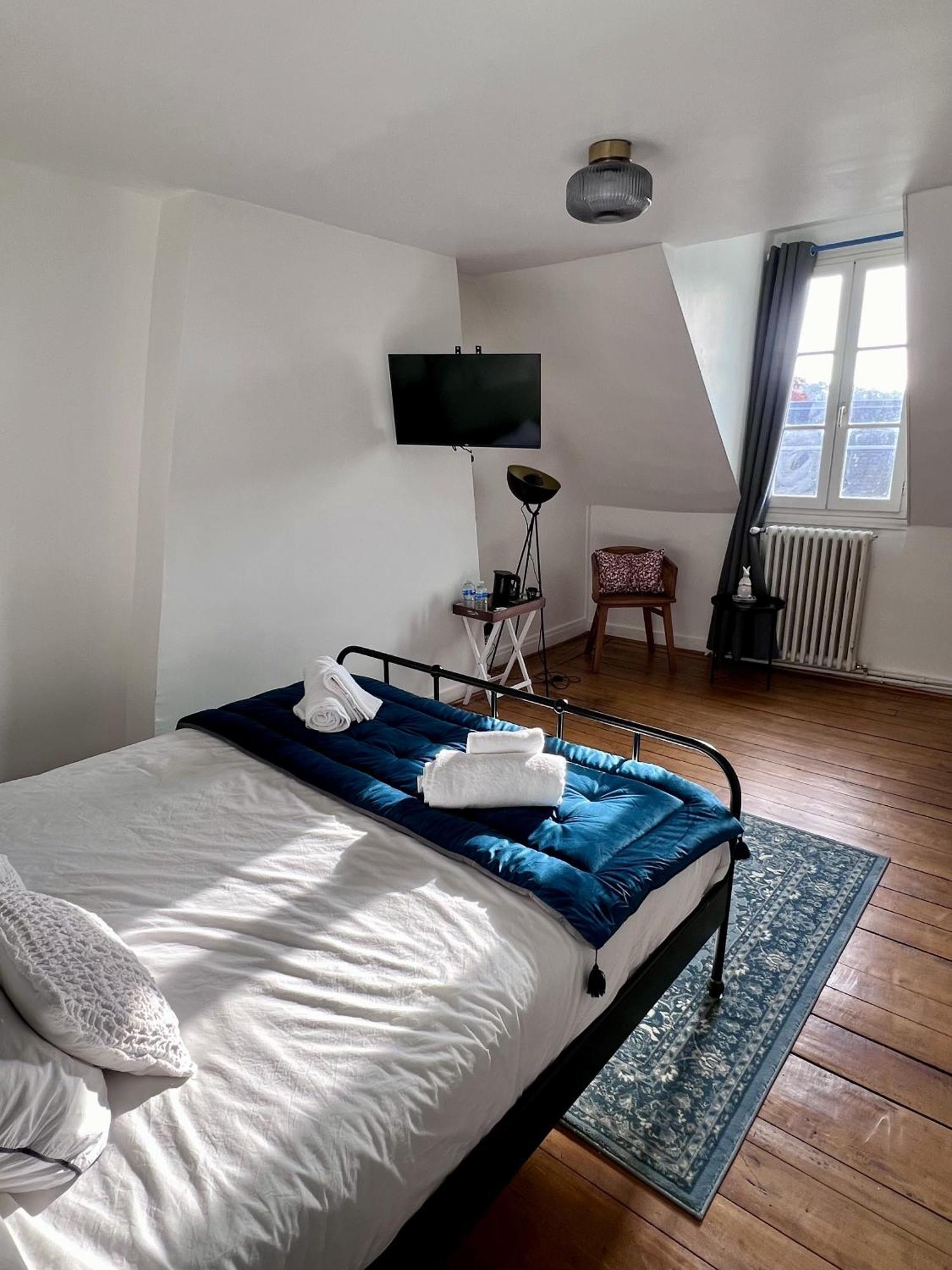 Maison Pol Amboise Phòng bức ảnh